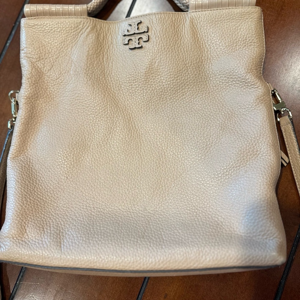 Tory Burch Beige Leather Tote - Picture 5 of 10